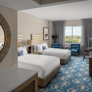 Classic Queen Room Two Queen Beds Transfer Shower Mobility Accessible